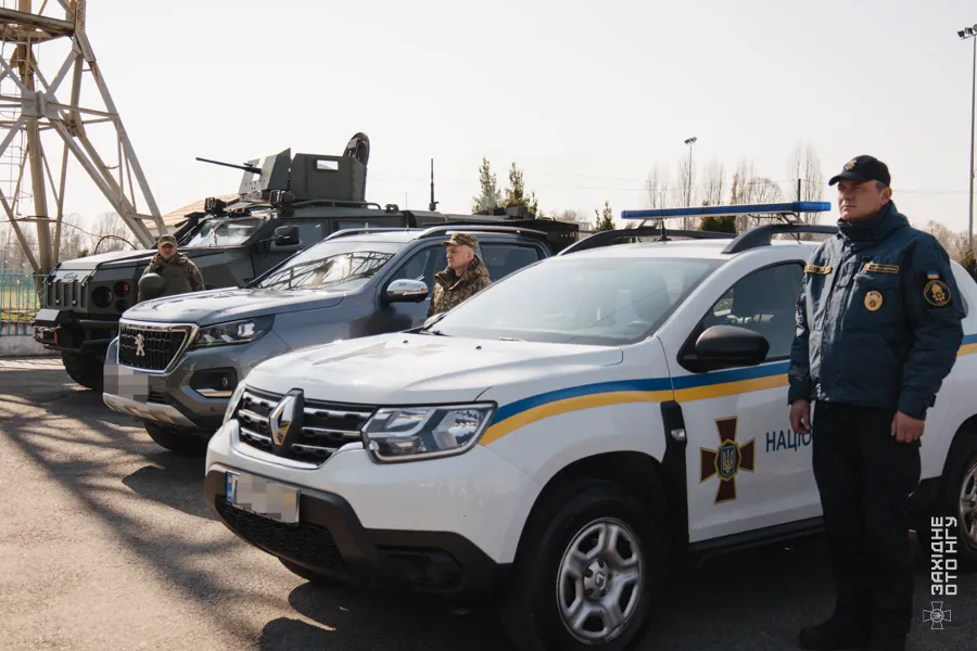 Нацгвардія в Ужгороді демонстрація сили та готовності до захисту