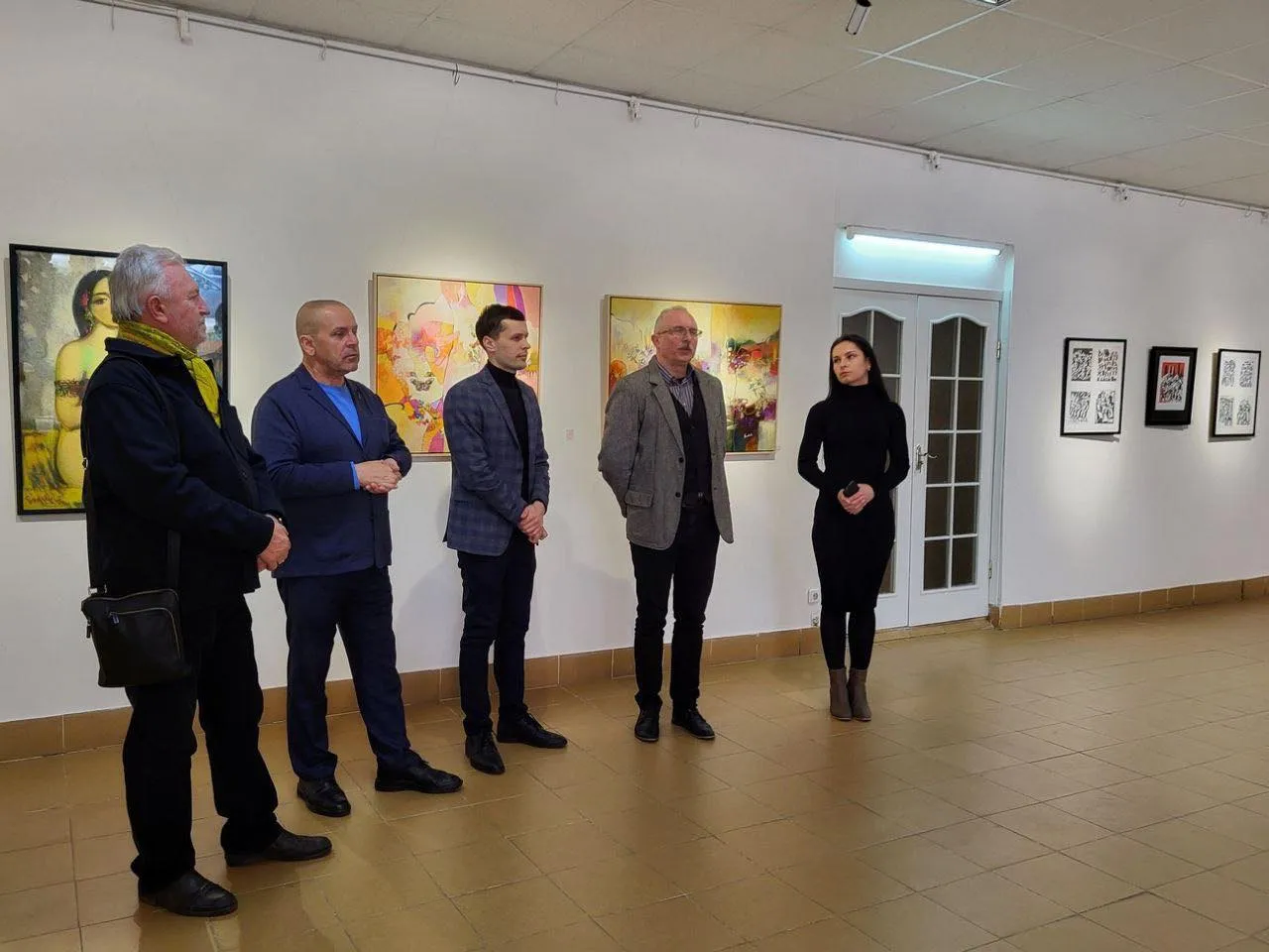 В ужгородській галереї відкрили виставку молодих художників Закарпаття
