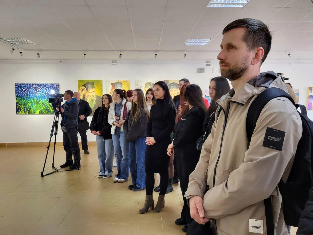 В ужгородській галереї відкрили виставку молодих художників Закарпаття