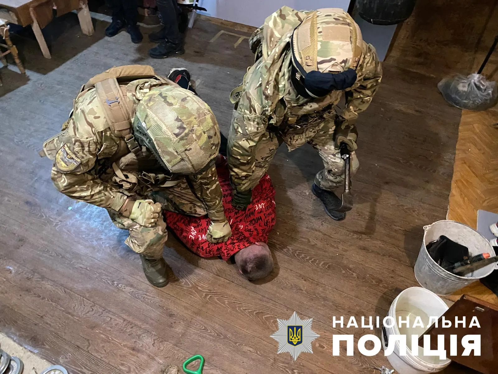 В Ужгороді наркоман-рецидивіст напав на жінку та відібрав сумку з кількома тисячами євро