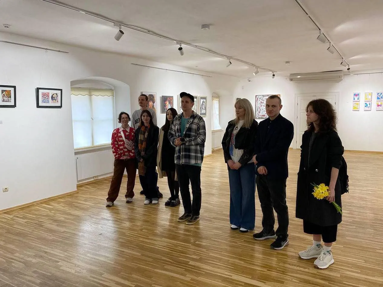 “Фокус групи”: палітра молодого мистецтва Закарпаття на ювілейній виставці