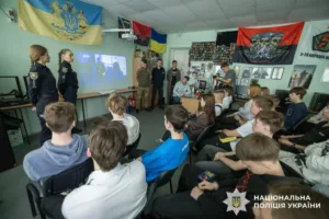 Вербування дітей в Ужгороді: школярам розповіли про загрози рф