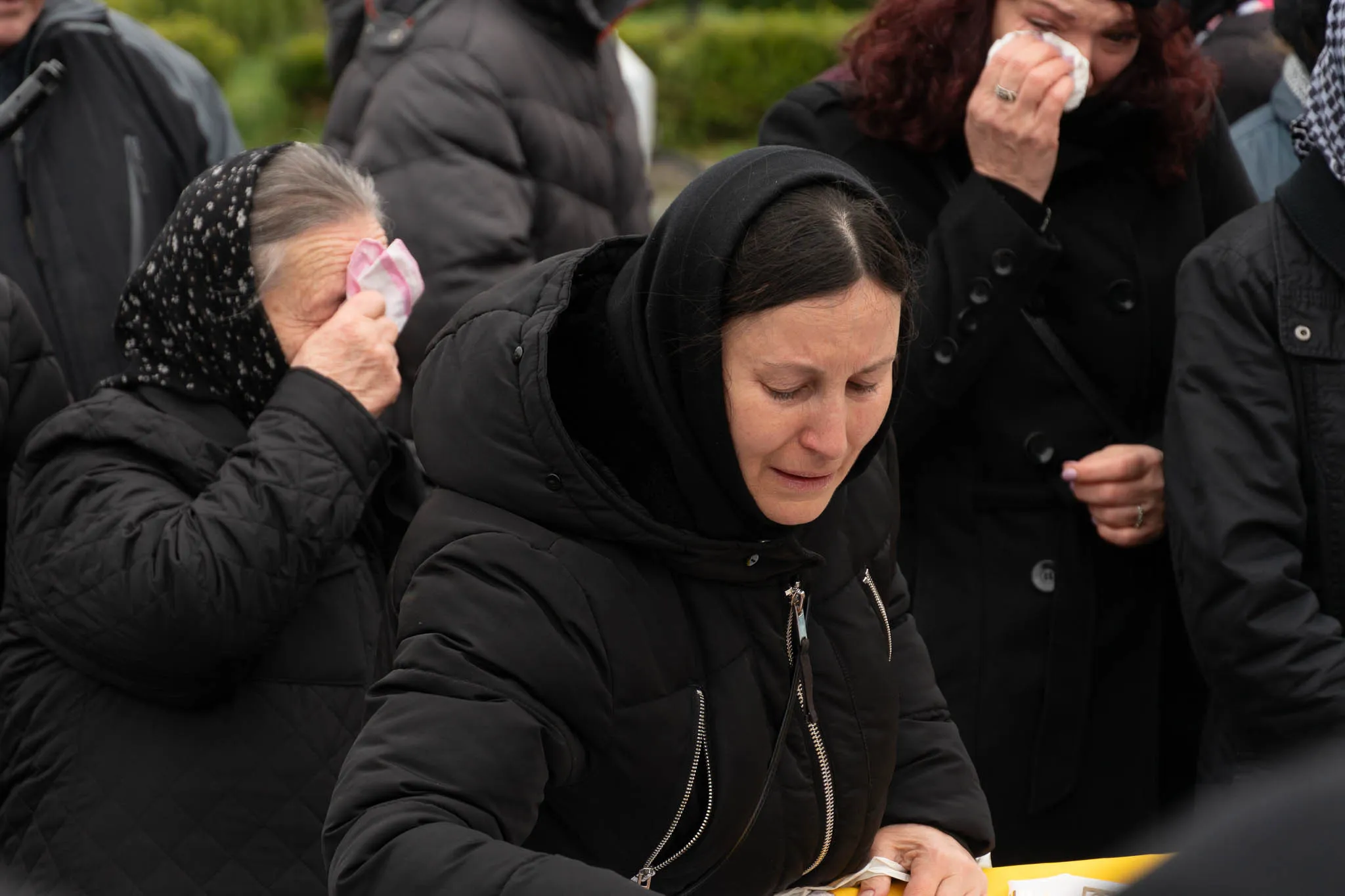 Ужгород у скорботі провів в останню путь Героя Мирослава Лукача