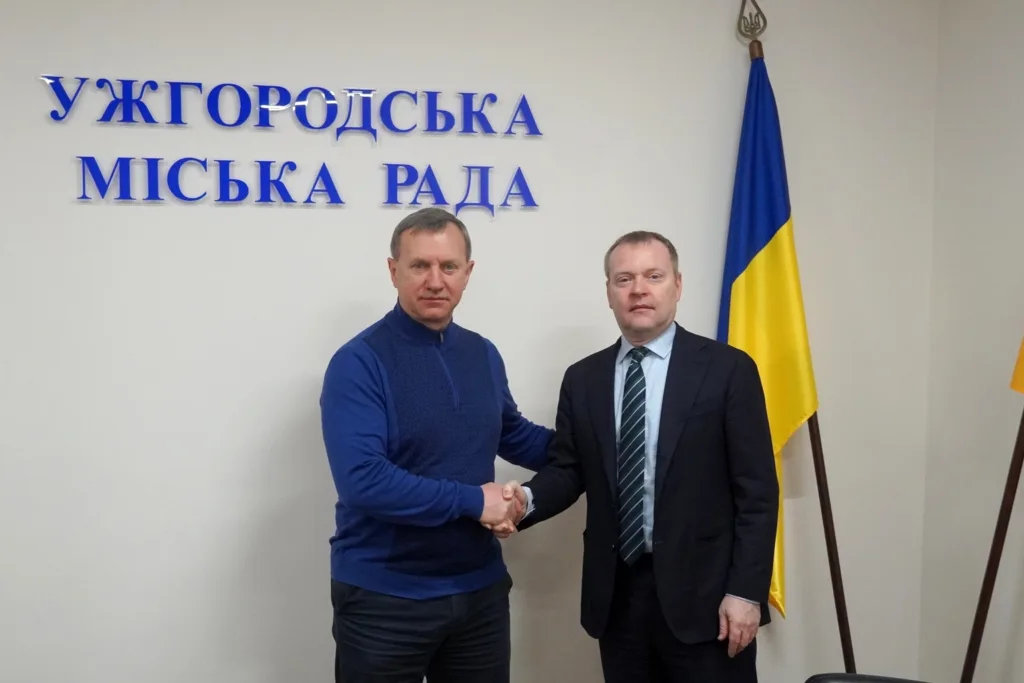 В Ужгороді обговорили питання прав національних меншин з Верховним комісаром ОБСЄ В Ужгороді обговорили питання прав національних меншин з Верховним комісаром ОБСЄ