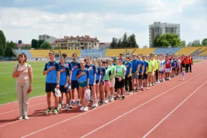 В Ужгороді відбулася легкоатлетична естафета школярів
