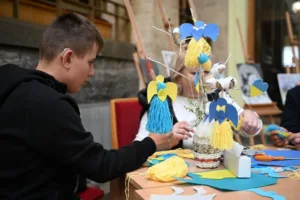 В ОВА відкрилася виставка дитячої творчості до Тижня безбар’єрності