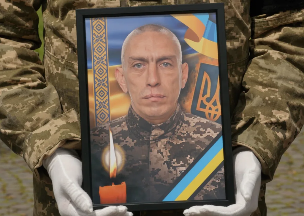 Ужгород попрощався із загиблим Героєм Віктором Мургою