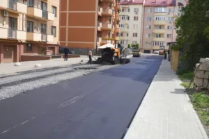 В Ужгороді завершується ремонт вулиці Олександра Хіри