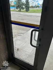 В Ужгороді патрульні затримали жінку за хуліганство