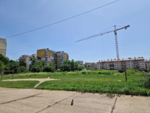 В Ужгороді спалахнув конфлікт навколо забудови зеленої зони: мешканці протестують проти ЖК “Garden City”