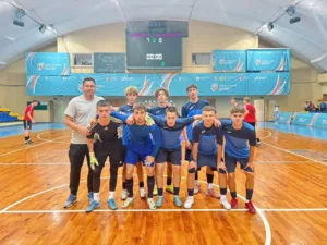 Футзальна команда Ужгородського ліцею №8 здобула “бронзу” на всеукраїнському етапі “Пліч-о-пліч всеукраїнські шкільні ліги”