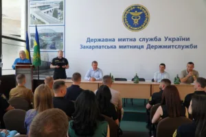 В Ужгороді відзначили День митника України: кращих працівників нагородили за внесок в економіку