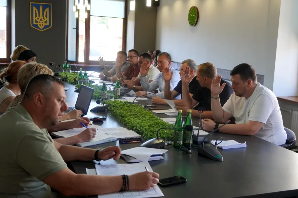 Засідання Ужгородського виконкому: опіка над дітьми, е-квиток та демонтаж МАФів Засідання Ужгородського виконкому: опіка над дітьми, е-квиток та демонтаж МАФів