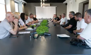 В Ужгороді посилюють боротьбу зі стихійною торгівлею: нарада під головуванням мера