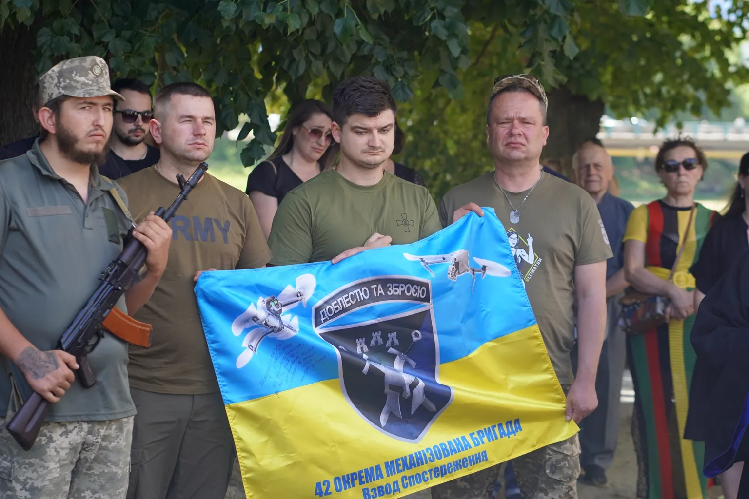 Ужгород провів в останню путь солдата Сергія Гвоздецького