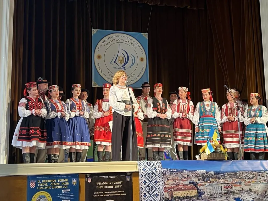 Тріумфальні гастролі Закарпатського народного хору в Хорватії: місія культурної дипломатії