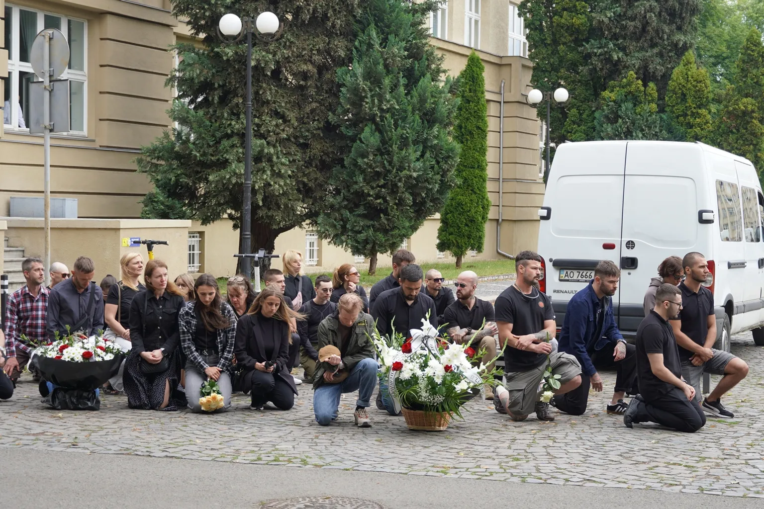Ужгород попрощався із захисником Віктором Набожним