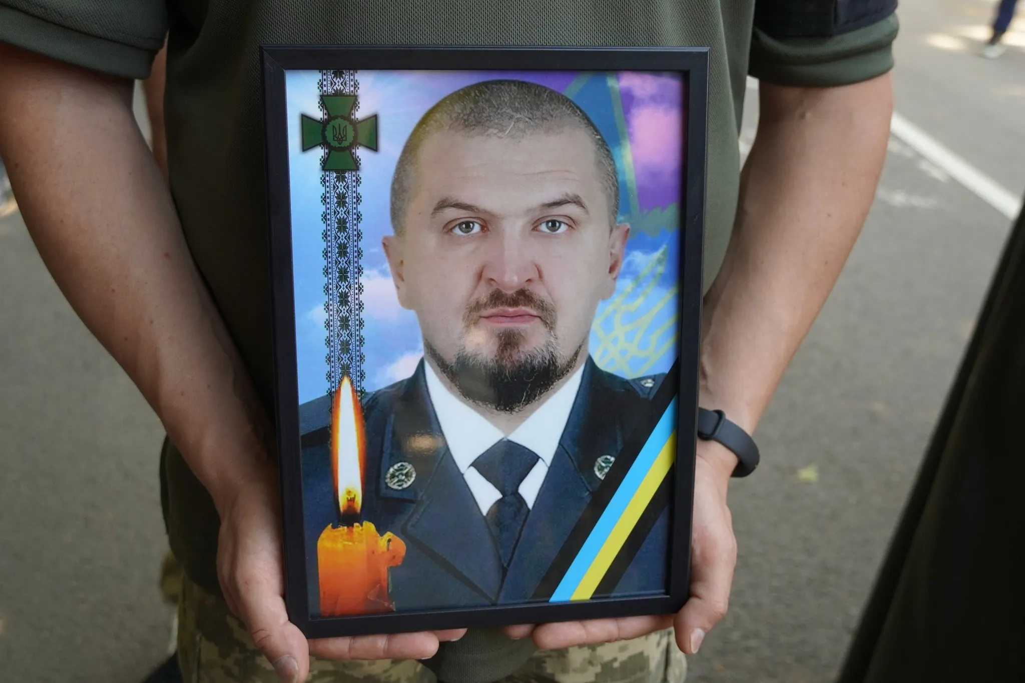 В Ужгороді попрощалися із загиблим головним сержантом Василем Шкобою