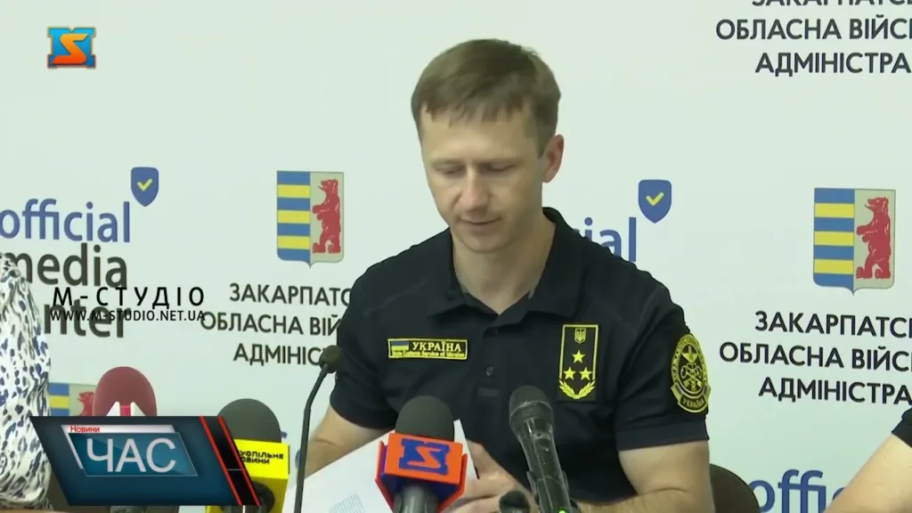Ажіотаж на кордоні зі Словаччиною: посилені перевірки та штрафи Ажіотаж на кордоні зі Словаччиною: посилені перевірки та штрафи