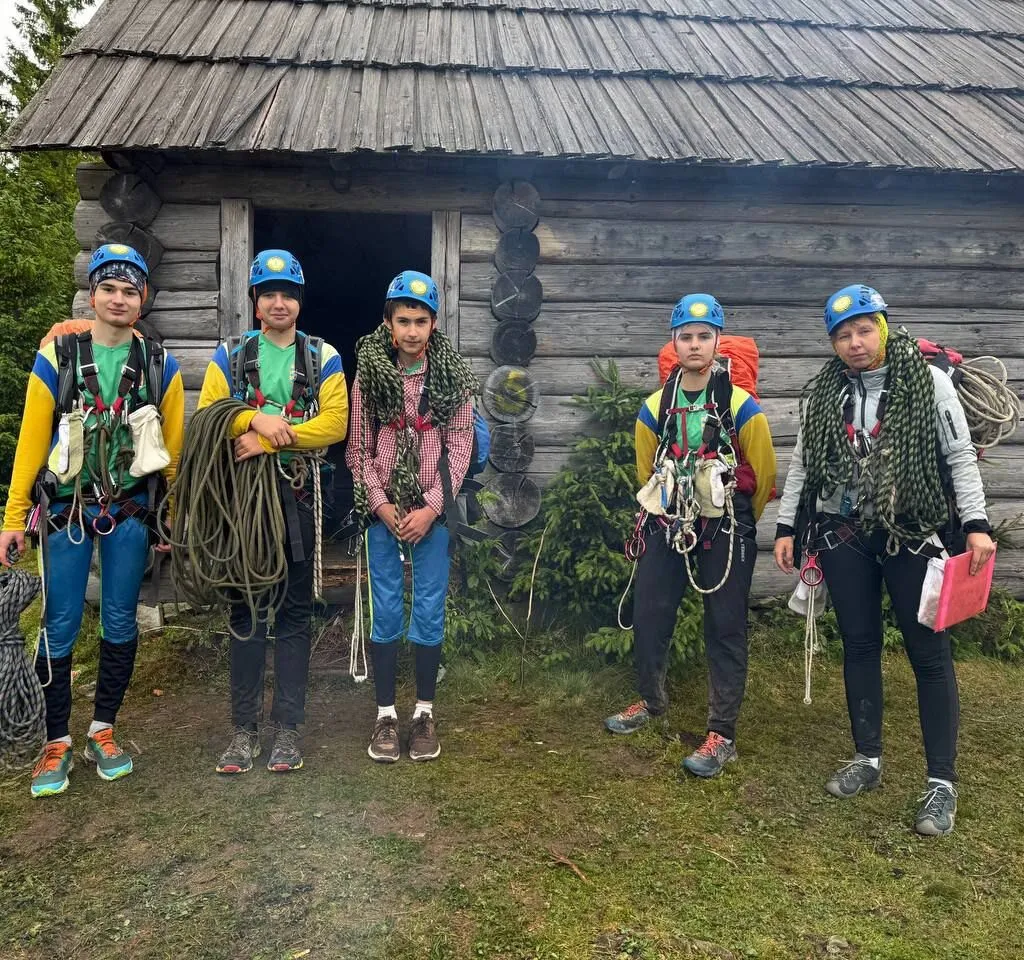 Юні ужгородські туристи вибороли срібло на чемпіонаті України зі спортивного туризму