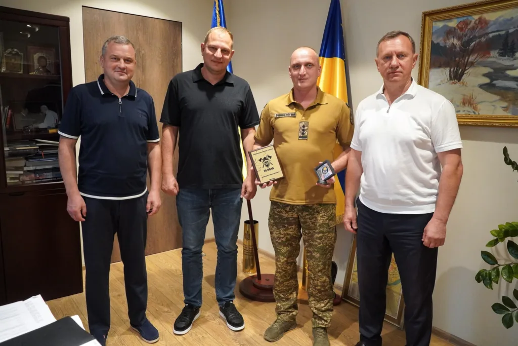 Ужгородська влада продовжує підтримувати нацгвардійців: на потреби військових виділено 1,4 мільйона гривень