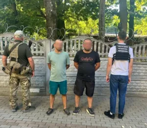 Прикордонники затримали двох ужгородців, які намагалися втекти до Словаччини на самокатах