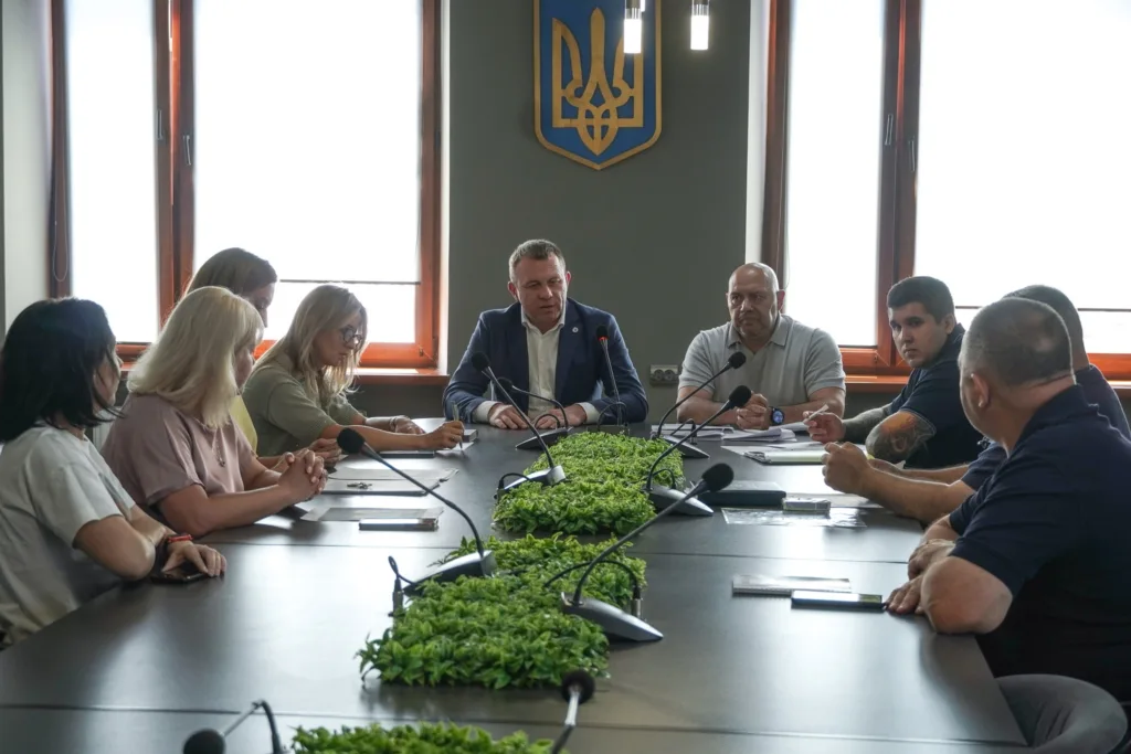 В Ужгороді обговорили питання дотримання прав ромської громади