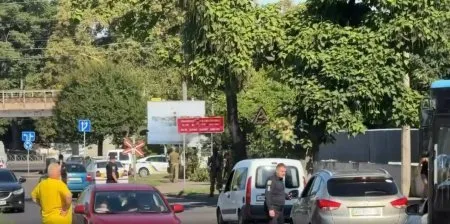 На в’їзді в Ужгород встановили посилений блокпост: проводяться рейди ТЦК і поліції На в’їзді в Ужгород встановили посилений блокпост: проводяться рейди ТЦК і поліції