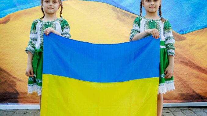 В Ужгороді готують благодійну фотосесію «Фото патріота» до Дня ...