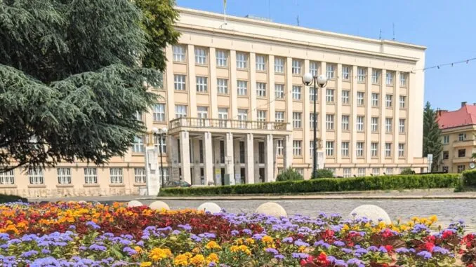 В Ужгороді обговорили роль громадських організацій у соціальному захисті людей з інвалідністю В Ужгороді обговорили роль громадських організацій у соціальному захисті людей з інвалідністю