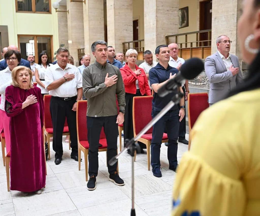 Взірець патріотизму та відповідальності: на Закарпатті нагородили найкращих платників податків 2024 року