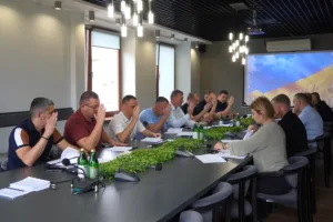 Виконком Ужгорода заборонив розміщення дорожніх конусів: Нові правила для містян