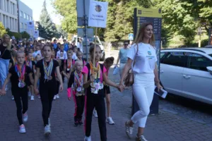 В Ужгороді відбулася урочиста “Хода чемпіонів” на честь Дня спорту