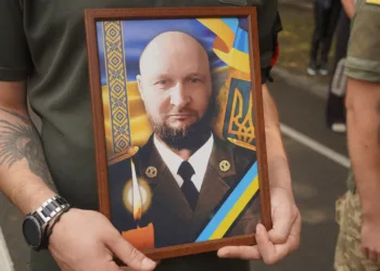 Ужгород попрощався із 39-річним захисником Артемом Коваленком