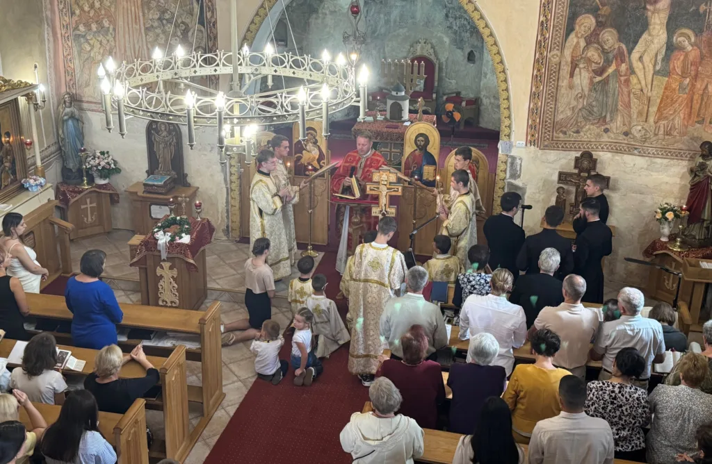 Духовна молитовна літургія до Дня Ужгорода: Молитви за мир та захисників Духовна молитовна літургія до Дня Ужгорода: Молитви за мир та захисників
