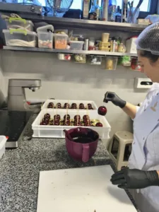 Візит угорських дипломатів до кондитерської фабрики Валентина Штефаньо