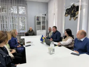 Омбудсман взяв під контроль права переселенців в Ужгороді: ВПО скаржаться на тиск щодо виселення