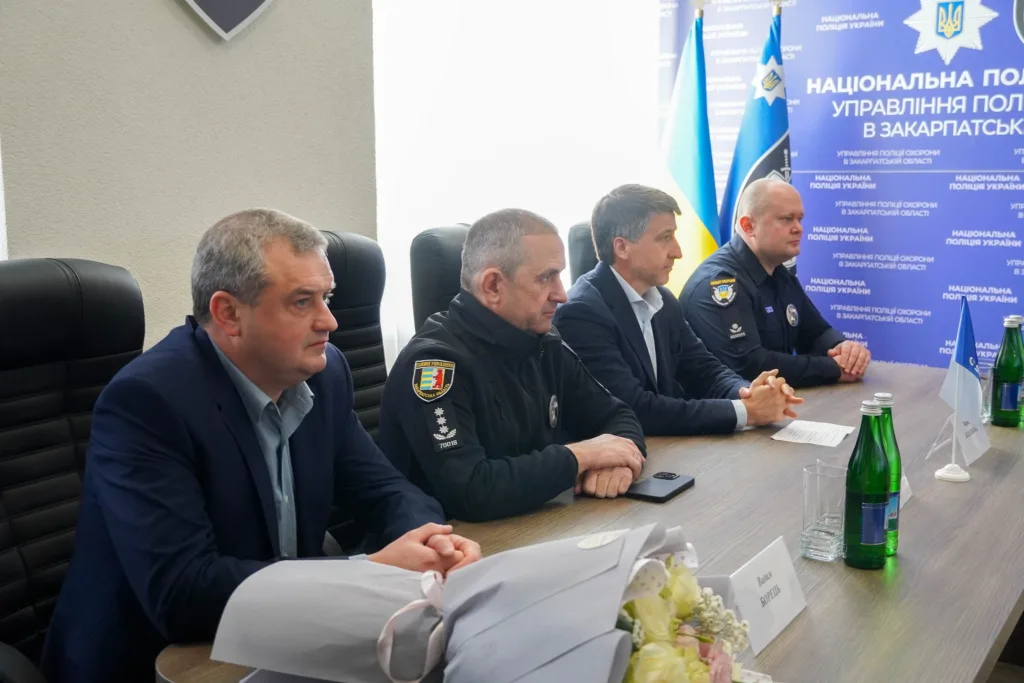 73-я річниця Поліції охорони: В Ужгороді відзначили внесок правоохоронців у безпеку міста 73-я річниця Поліції охорони: В Ужгороді відзначили внесок правоохоронців у безпеку міста