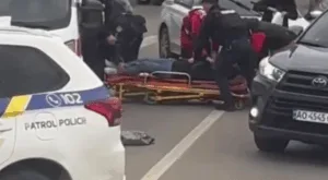В Ужгороді поліція розслідує ДТП поблизу «Епіцентру»: Жінку госпіталізували після наїзду на пішохідному переходіВ Ужгороді поліція розслідує ДТП поблизу «Епіцентру»: Жінку госпіталізували після наїзду на пішохідному переході