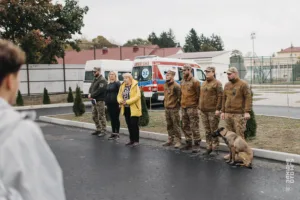 Урок мужності від гвардійців: Учні Ужгородського ліцею освоїли FPV-дрони та тактичну медицину