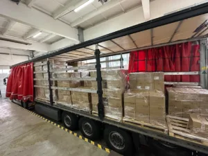 💸 Спроба приховати товар на 1,5 млн грн: На Закарпатській митниці затримали велику партію посуду Tefal
