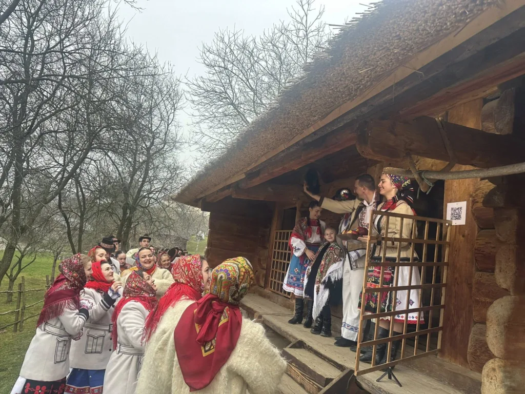 🎶 Унікальний подарунок до Різдва: Закарпатський народний хор відновив давні колядки з Воловеччини 🎶 Унікальний подарунок до Різдва: Закарпатський народний хор відновив давні колядки з Воловеччини