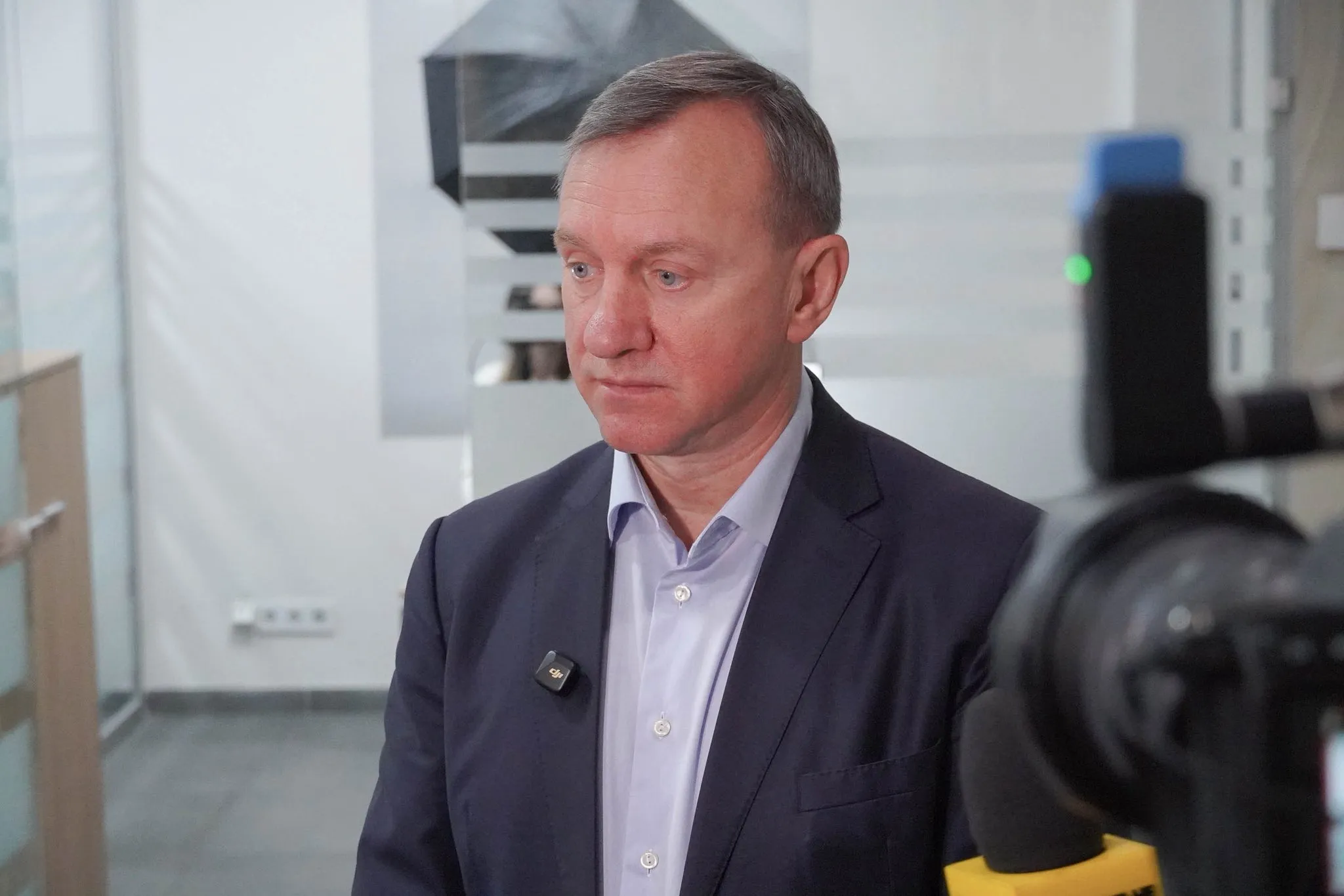 Нова послуга в Ужгородському ЦНАПі: Відтепер тут можна обміняти та отримати водійське посвідчення 🚘