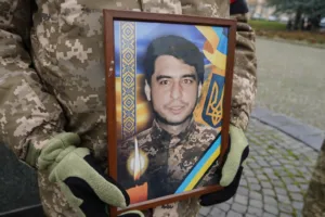Ужгород попрощався із 51-річним захисником Золтаном Калої, який віддав життя за Україну 🕯️