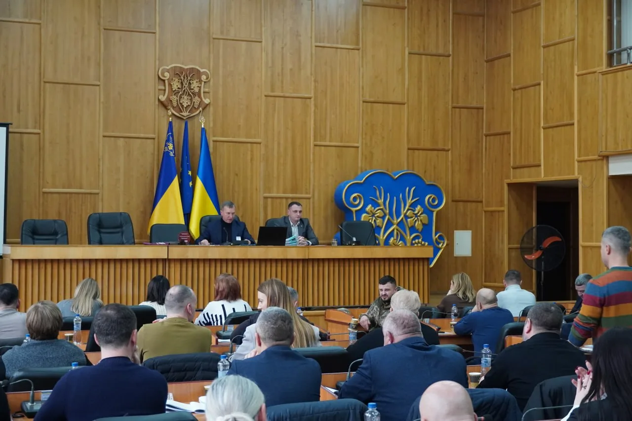📰 Головне з сесії Ужгородської міськради: Нагорода за петиції, 100 млн на ЗСУ та співпраця з Балаклією