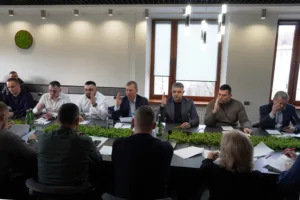 🚌 Виконком Ужгорода: 100 млн грн на військових, Програма розвитку та нові автобусні маршрути
