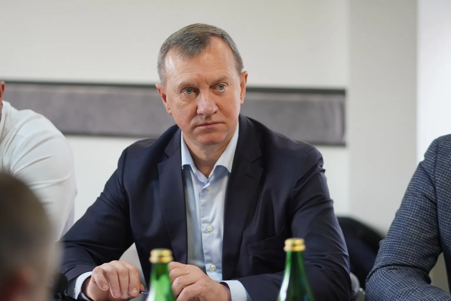 🚌 Виконком Ужгорода: 100 млн грн на військових, Програма розвитку та нові автобусні маршрути