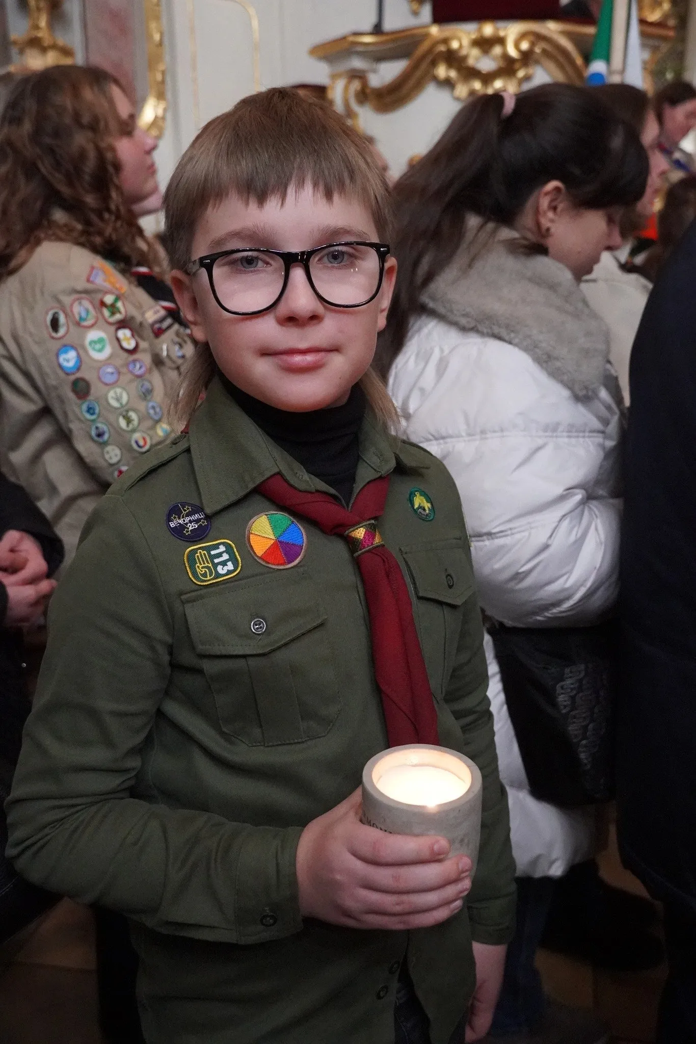 Вифлеємський вогонь миру запалили в Катедральному соборі Ужгорода