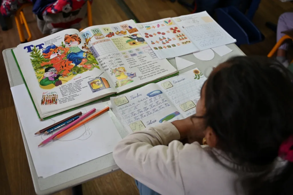 📚 Розвиток інклюзивної освіти: На Закарпатті презентували нові посібники для дошкільної підготовки ромських дітей📚 Розвиток інклюзивної освіти: На Закарпатті презентували нові посібники для дошкільної підготовки ромських дітей 📚 Розвиток інклюзивної освіти: На Закарпатті презентували нові посібники для дошкільної підготовки ромських дітей📚 Розвиток інклюзивної освіти: На Закарпатті презентували нові посібники для дошкільної підготовки ромських дітей