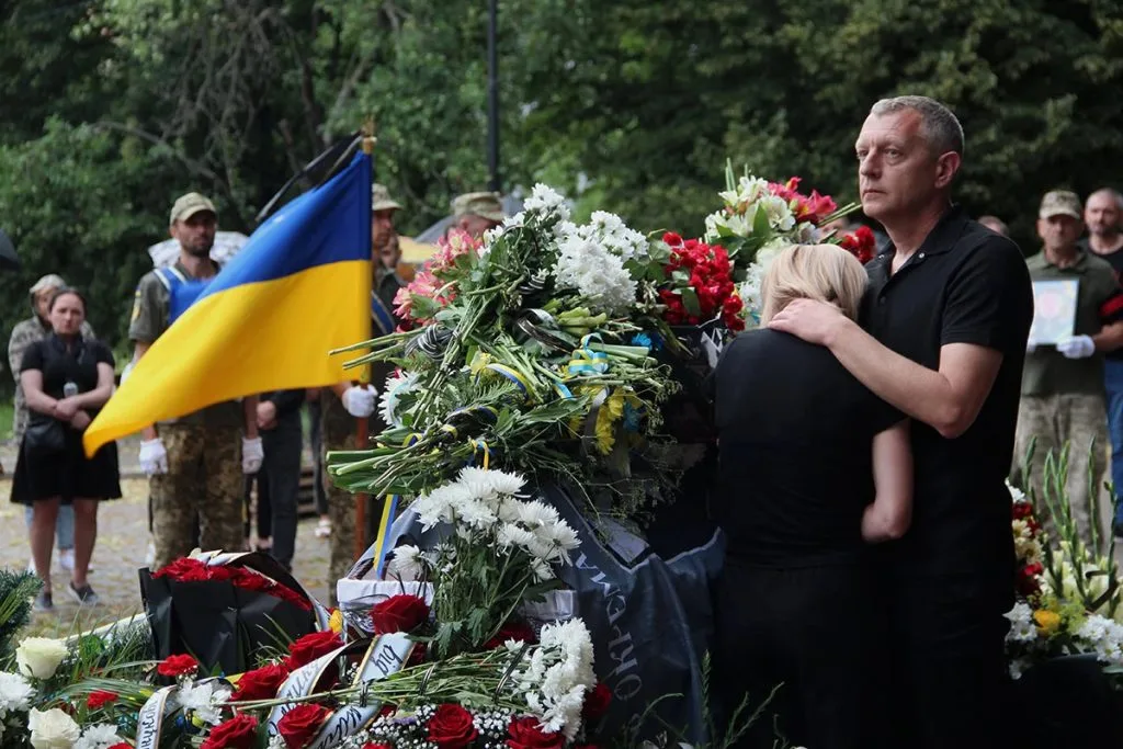Ужгород між спокоєм тилу та тягарем війни: Як живе місто за тисячу кілометрів від фронту